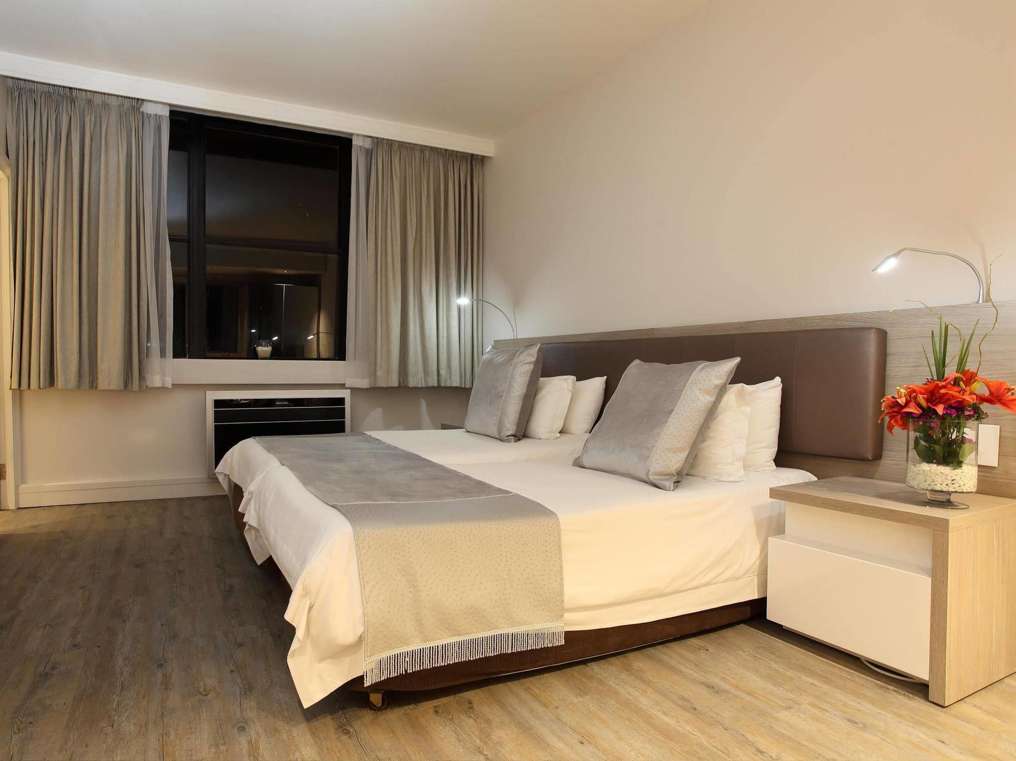 The Ritz Hotel 3*